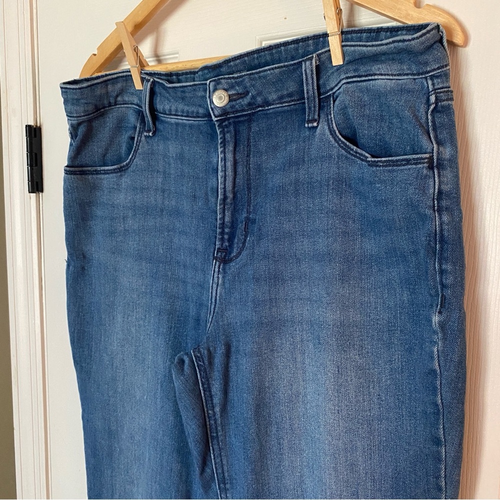 OLD NAVY - high rise flare - Women's Jeans size 14 - Picture 4 of 9